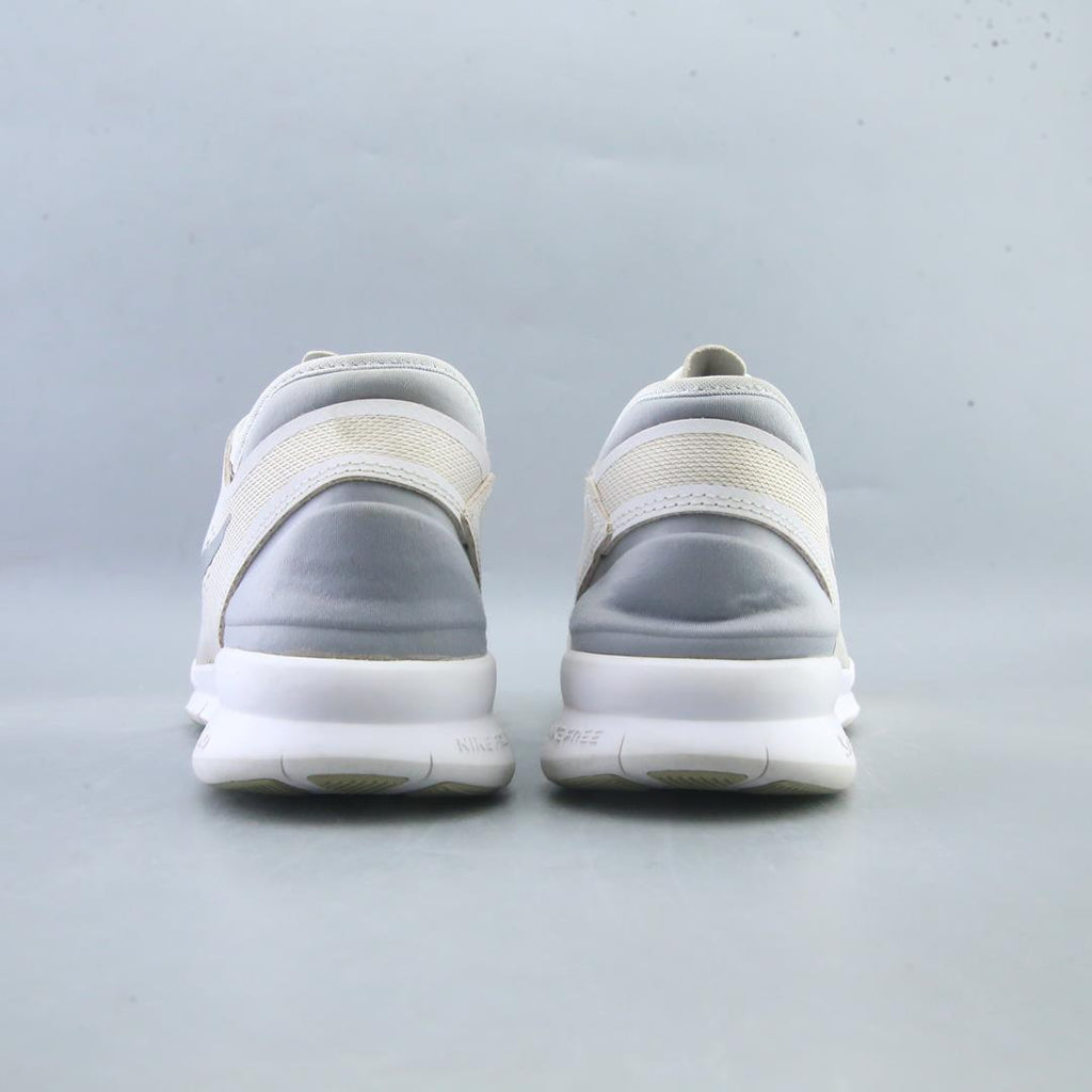 NIKE FREE TR FIT 5