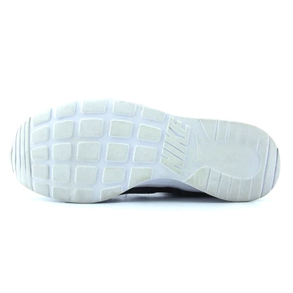 NIKE  KAISHI
