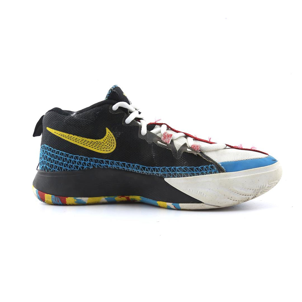 NIKE KYRIE FLYTRAP 6