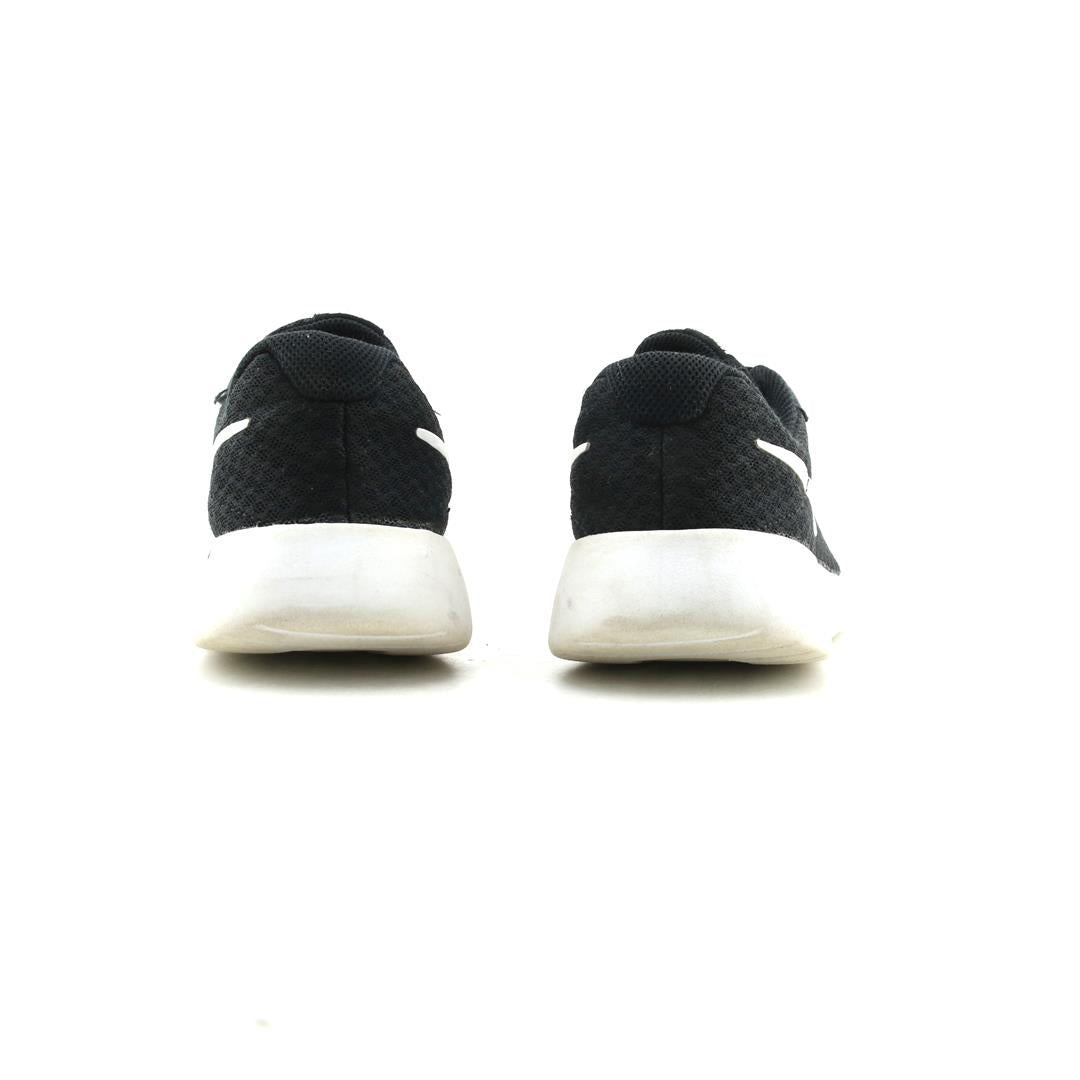 NIKE TANJUN