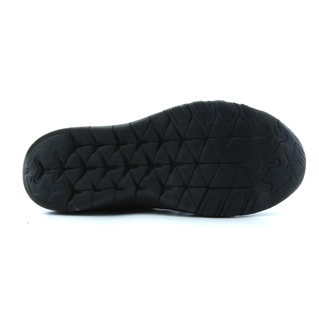 NIKE FREE TR 6
