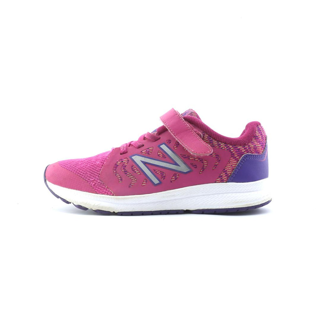 NEW BALANCE 519V2