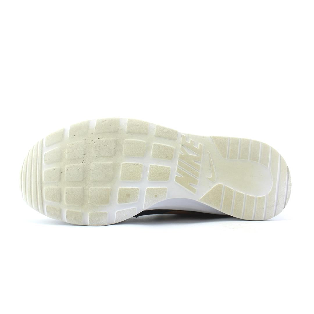 NIKE TANJUN