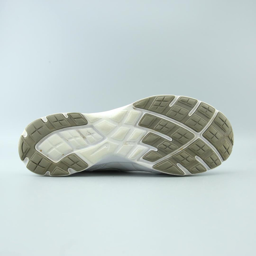 NIKE CORE MOTION 2