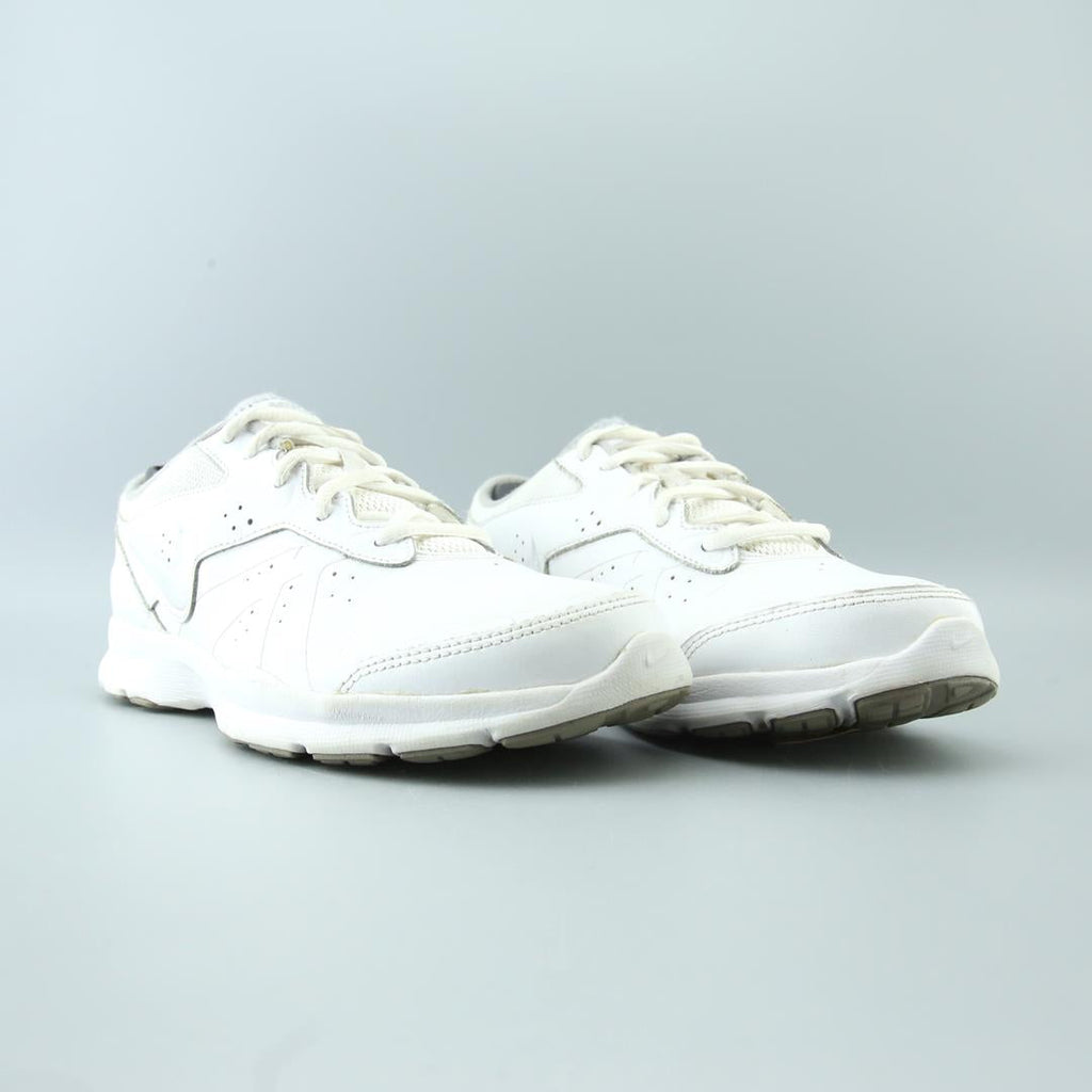 NIKE CORE MOTION 2