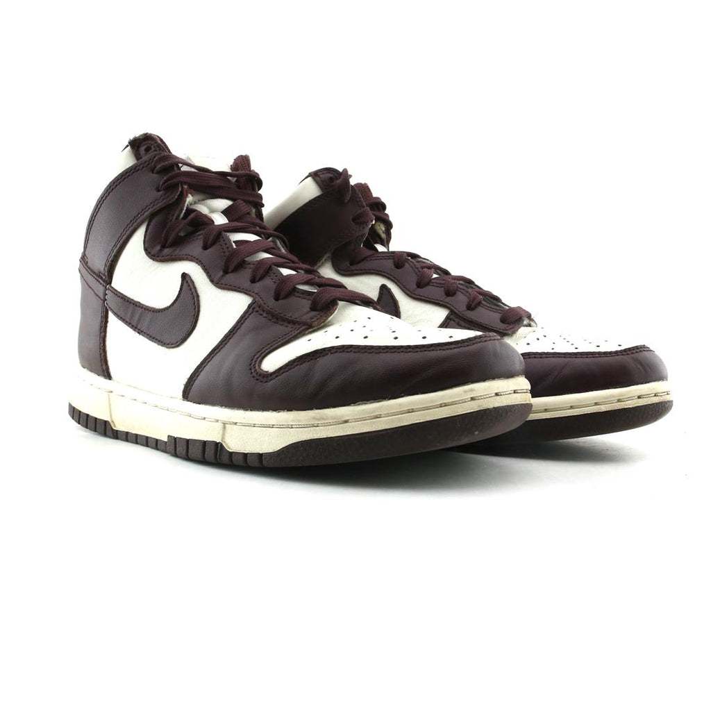 NIKE DUNK HIGH