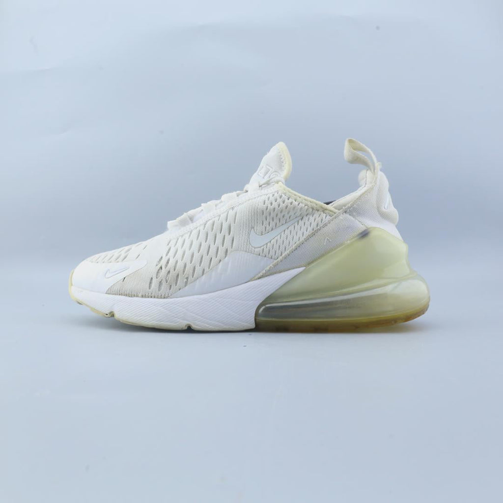 NIKE AIR MAX 270
