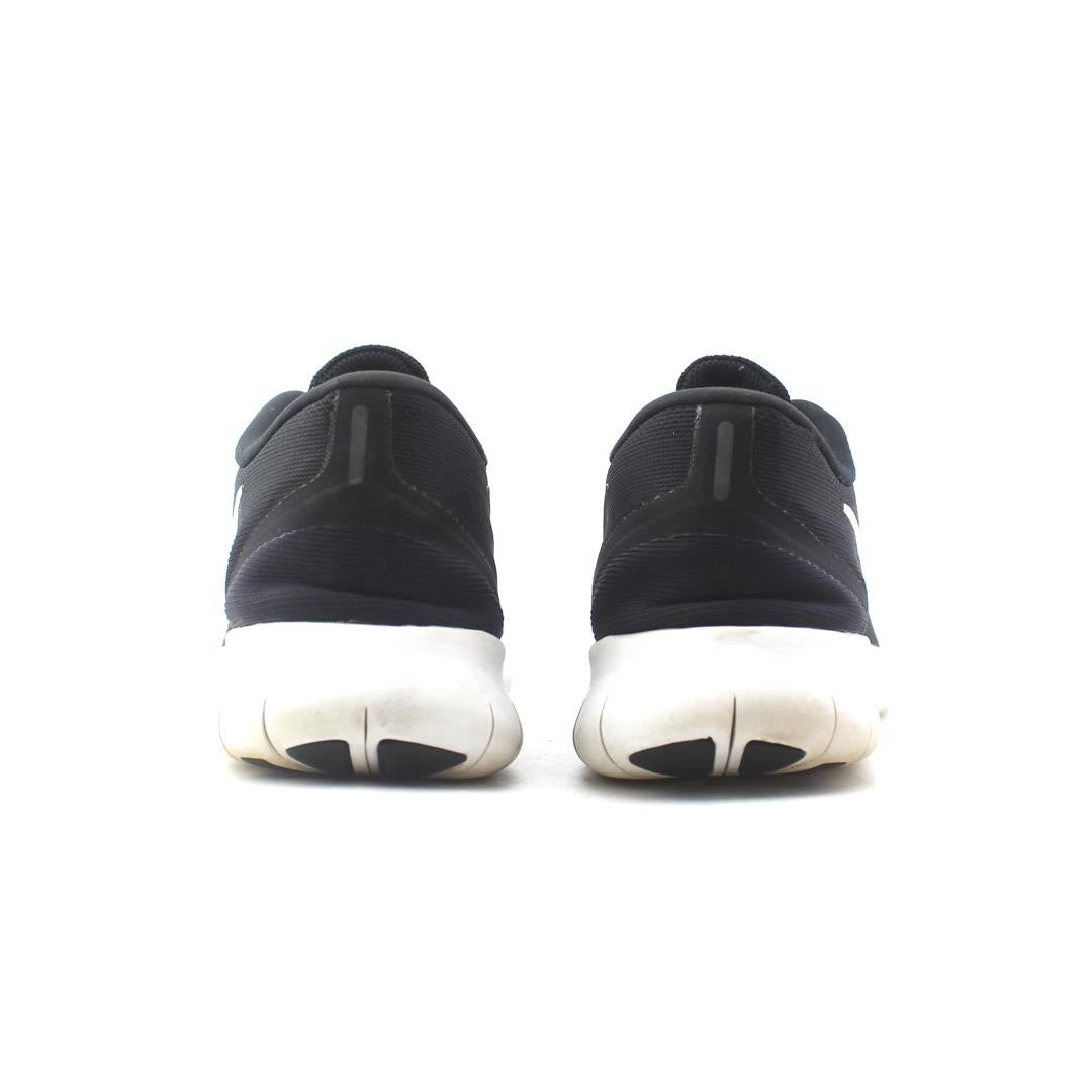 NIKE FREE RN