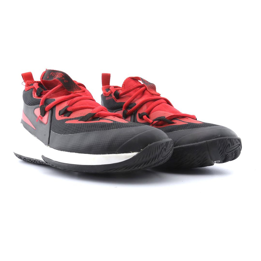 NIKE FUTURE COURT 2