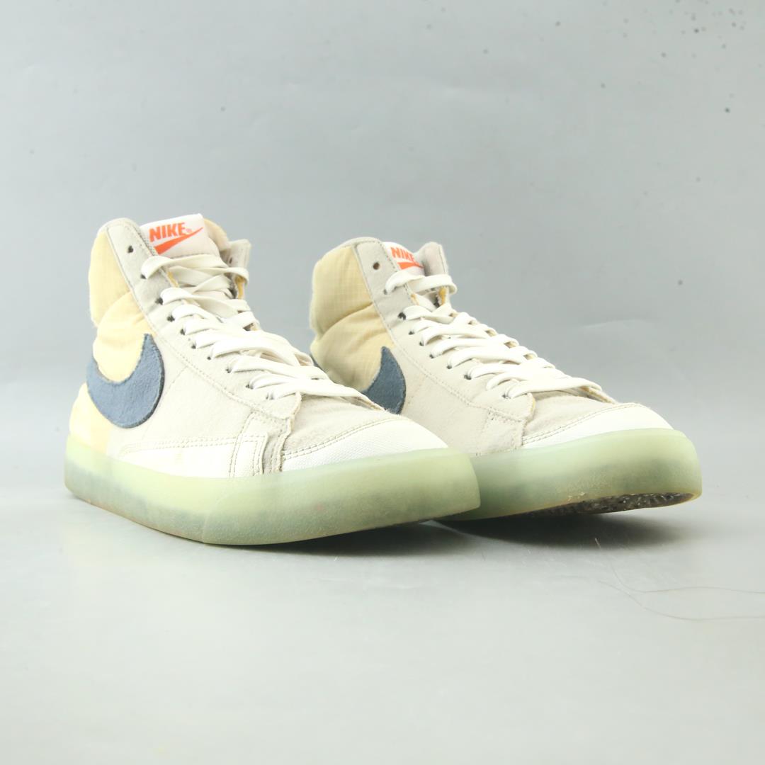 NIKE BLAZER MID 77
