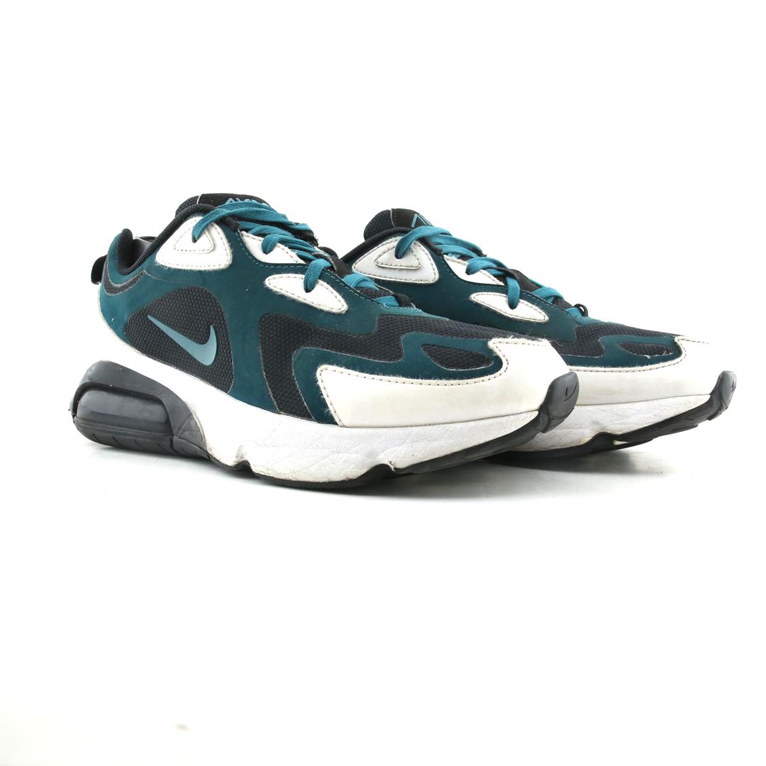 NIKE AIR MAX 200
