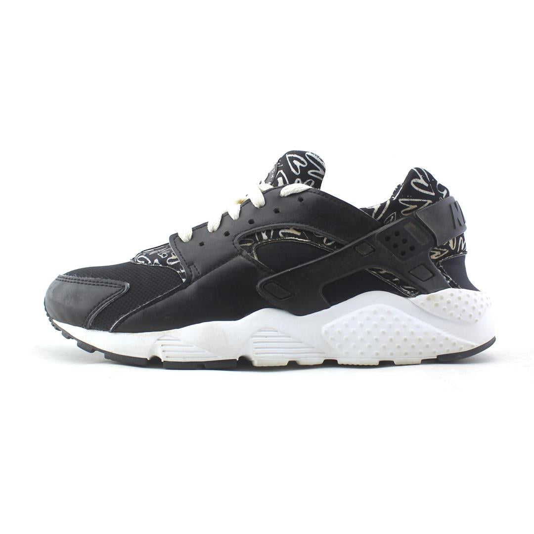 NIKE AIR HUARACHE
