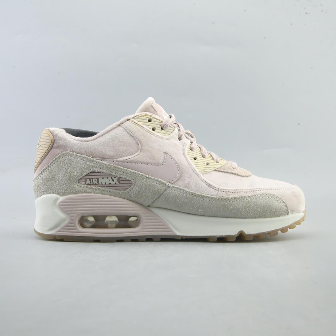 NIKE  AIR MAX 90 LX