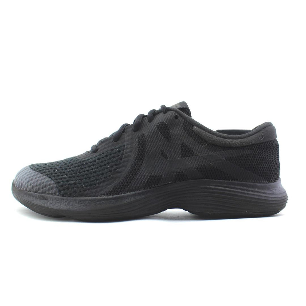 NIKE REVOLUTION 4