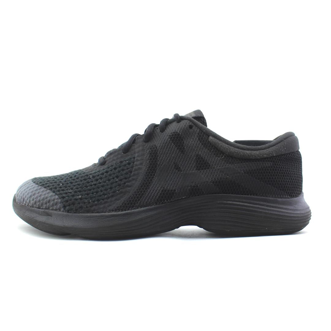 NIKE REVOLUTION 4