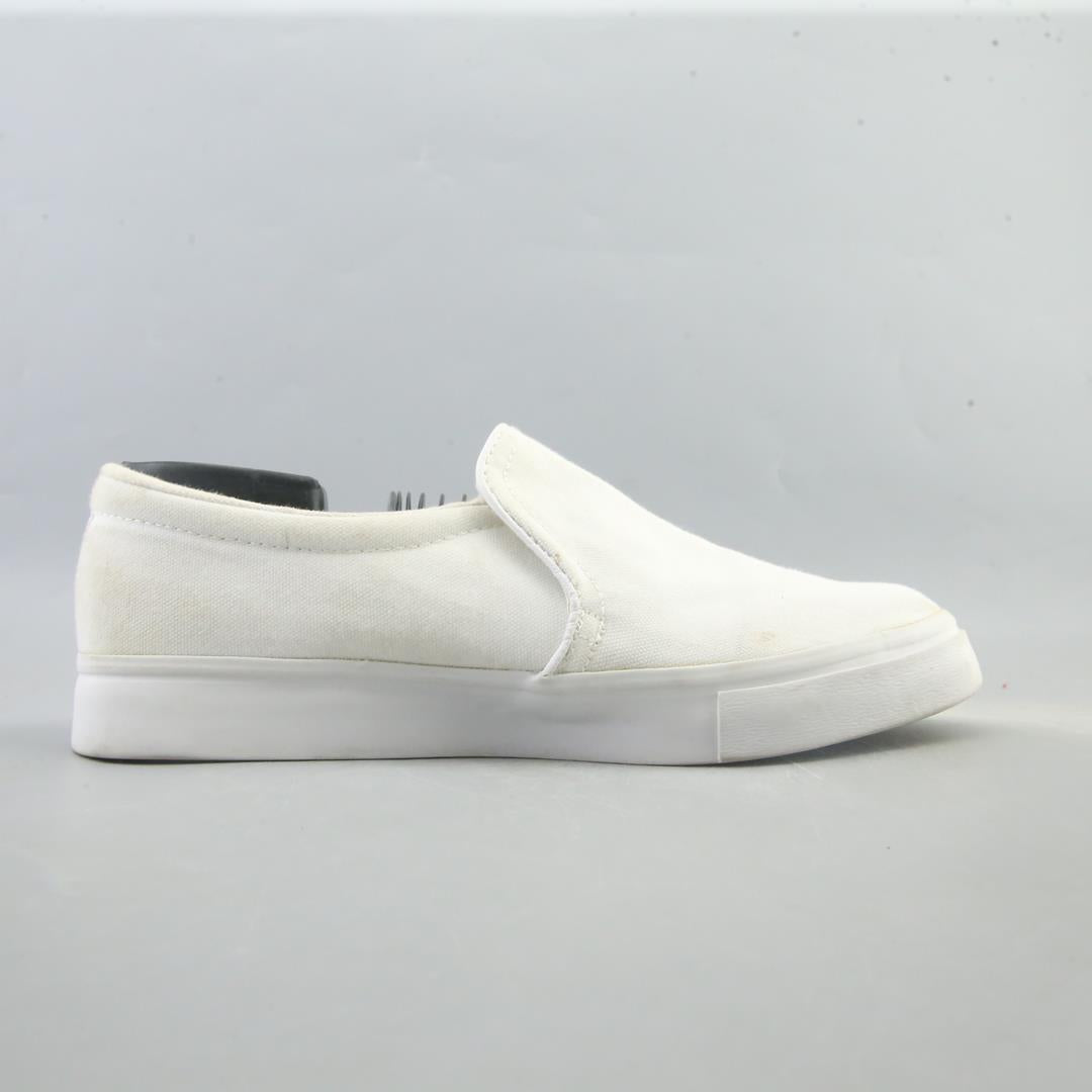 NIKE COURT ROYALE