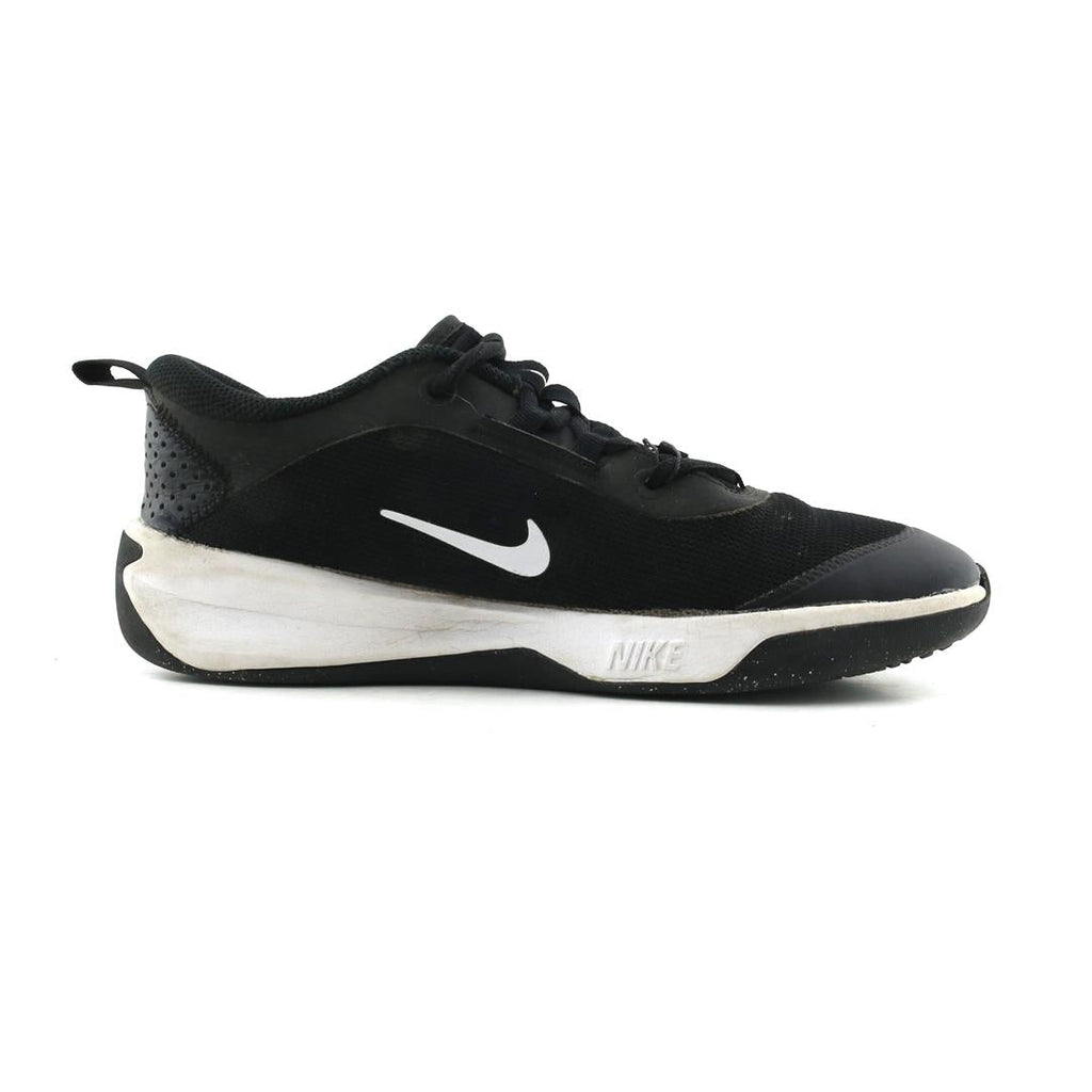 NIKE  OMNI MULTI-COURT