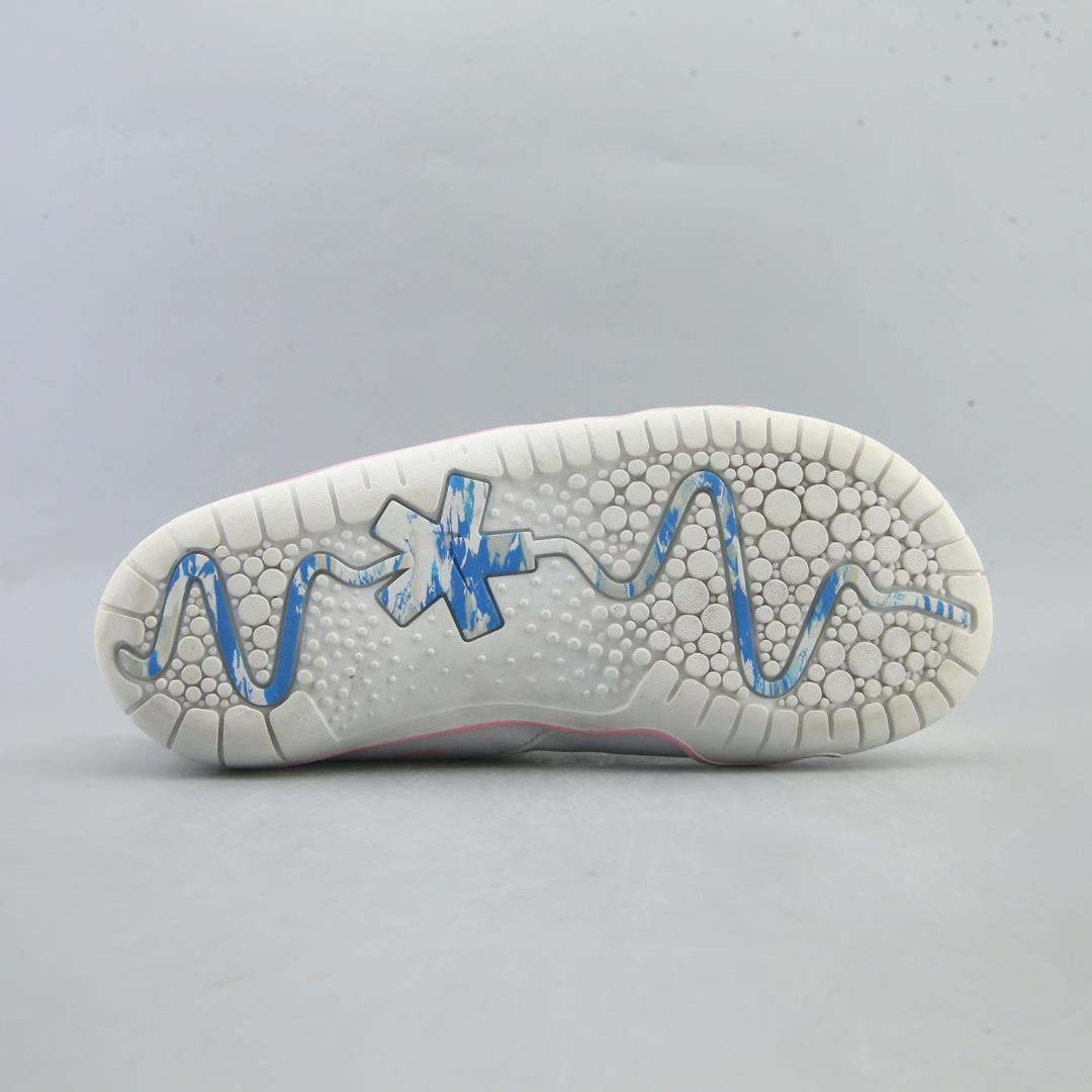 NIKE  ZOOM PULSE