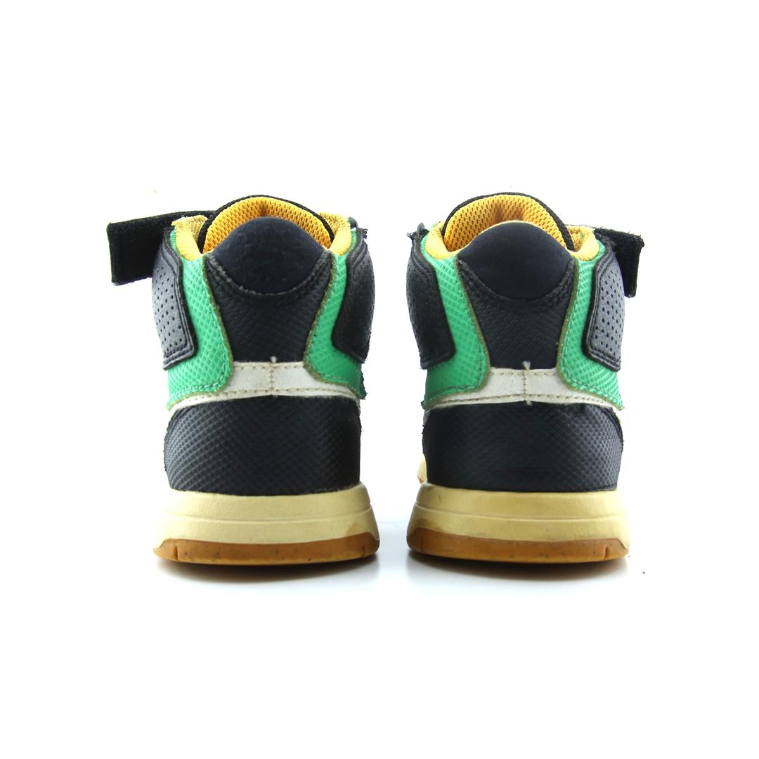 NIKE MOGAN MID 2