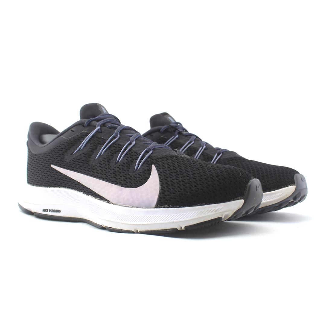 NIKE QUEST 2