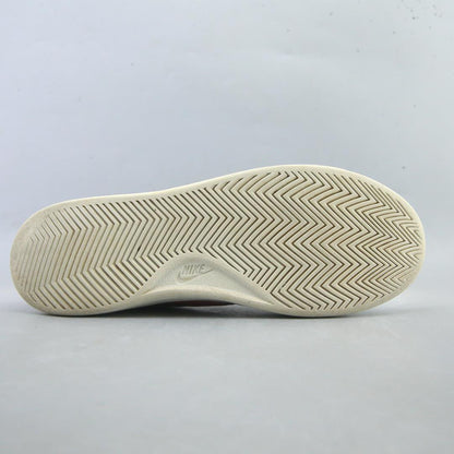 NIKE COURT ROYALE 2 MID