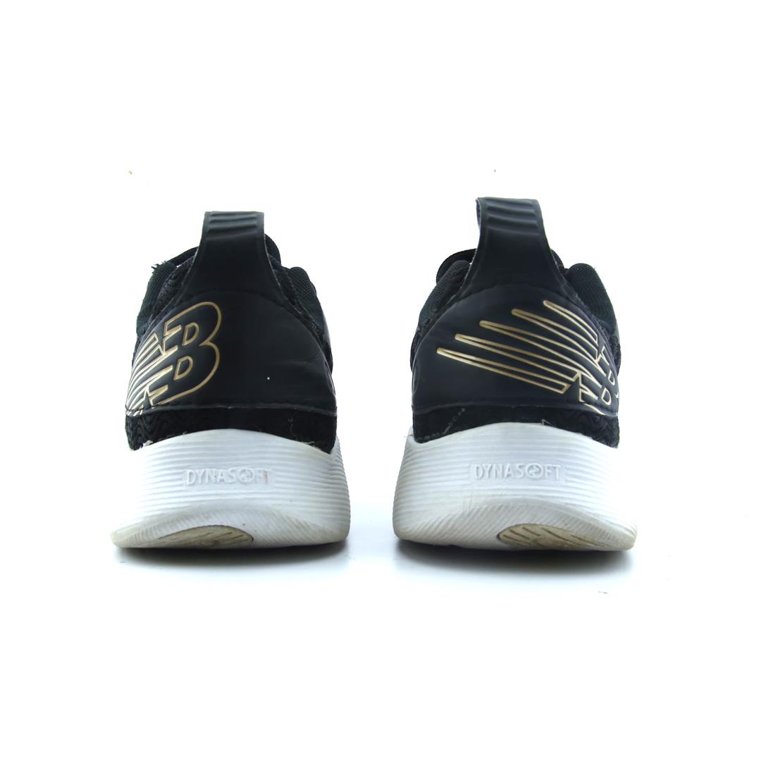 NEW BALANCE BEAYA