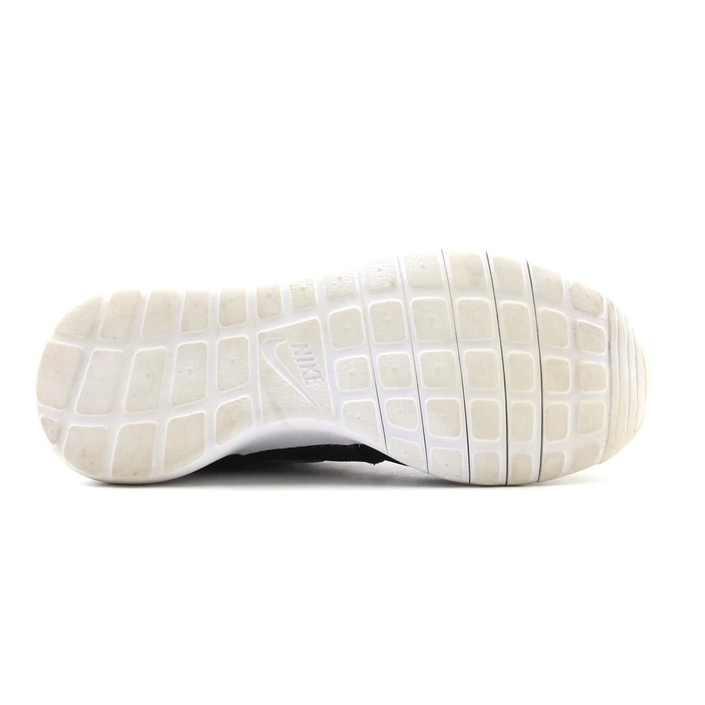 NIKE ROSHE ONE