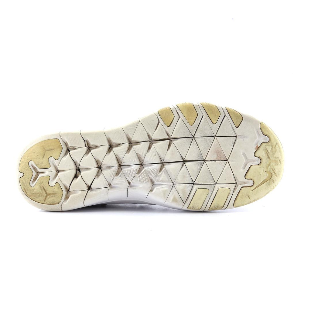 NIKE FREE TR 7