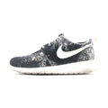 NIKE ROSHE ONE