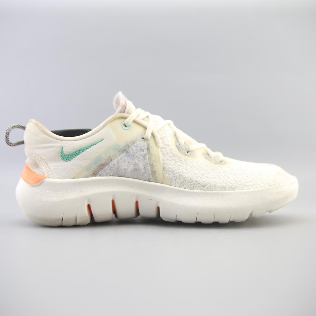 NIKE  FLEX 2021 RN