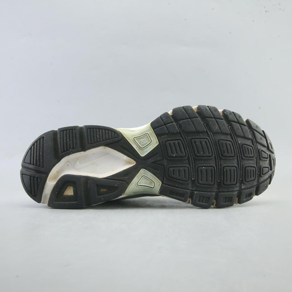 NIKE INITIATOR