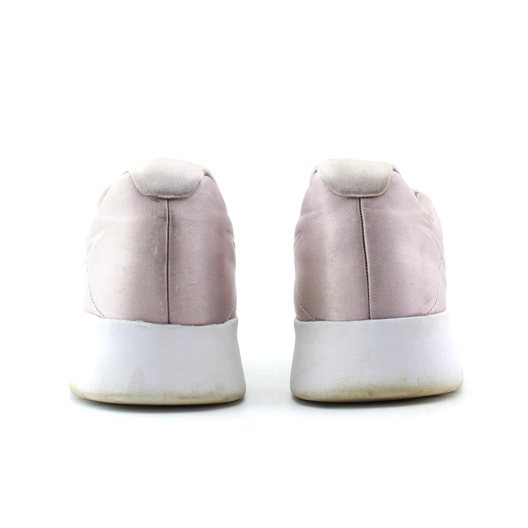 NIKE TANJUN