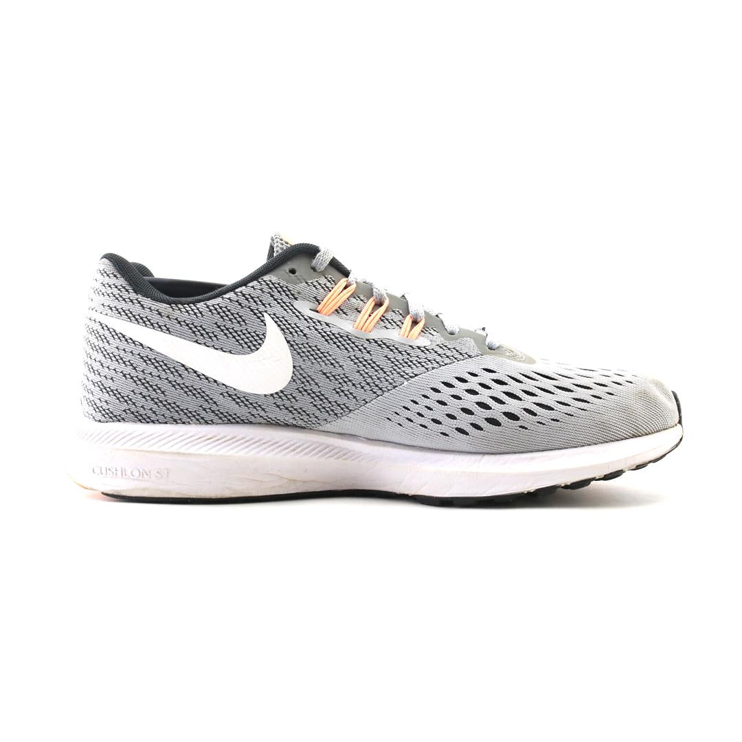 NIKE  ZOOM WINFLO 4