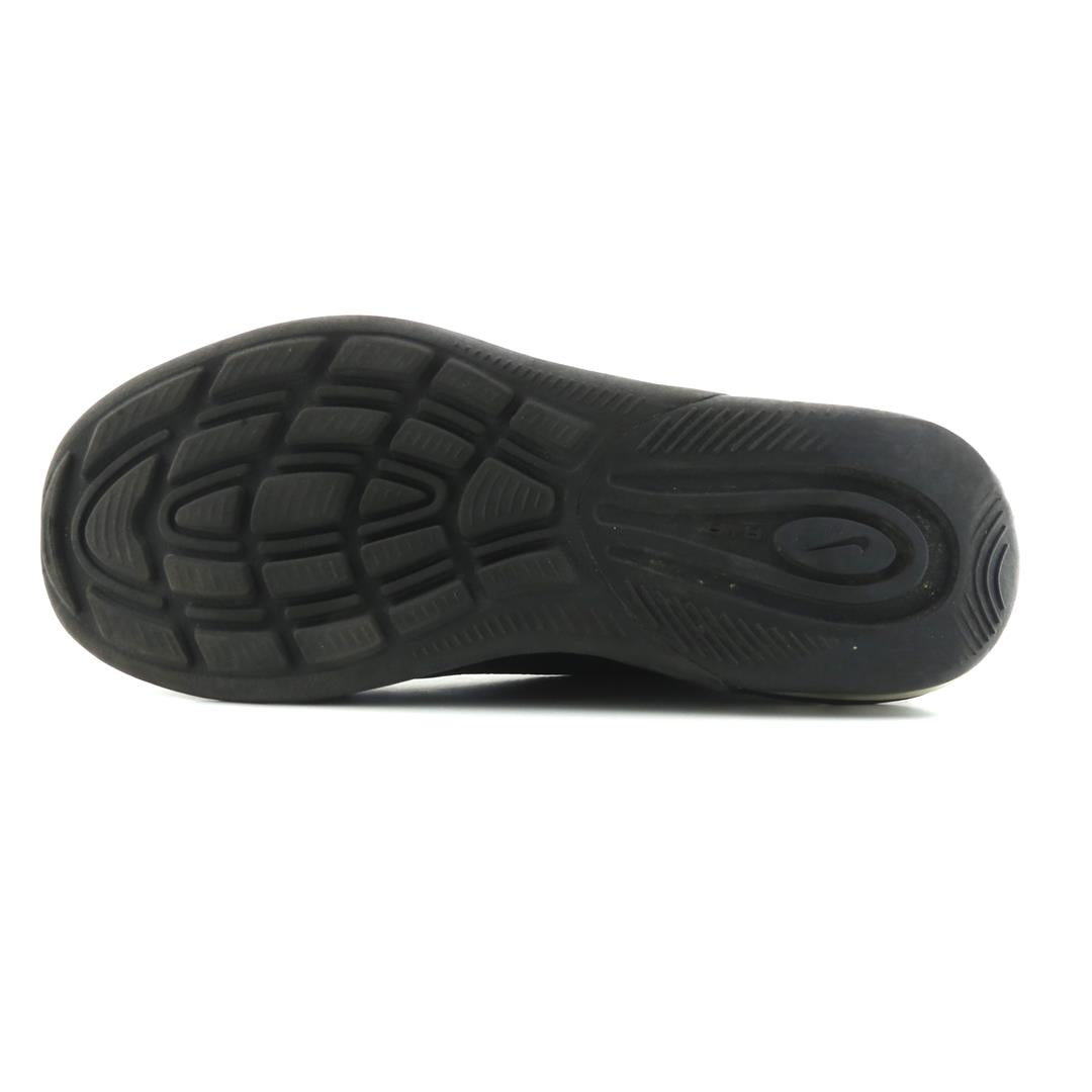 NIKE AIR MAX AXIS