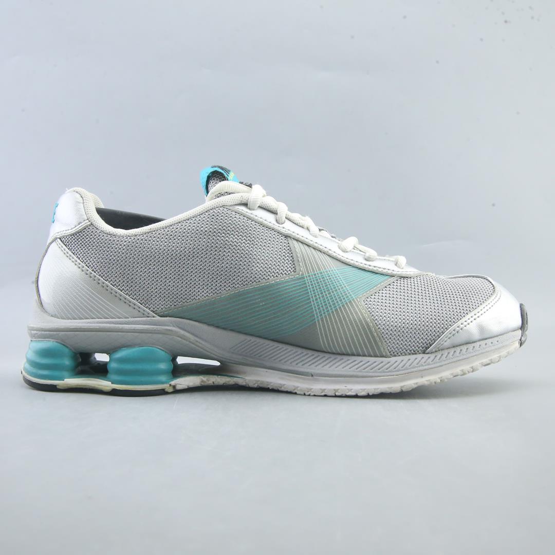 NIKE SHOX ZIP
