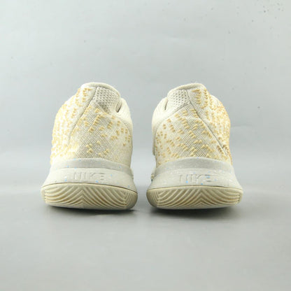 NIKE  KYRIE 3