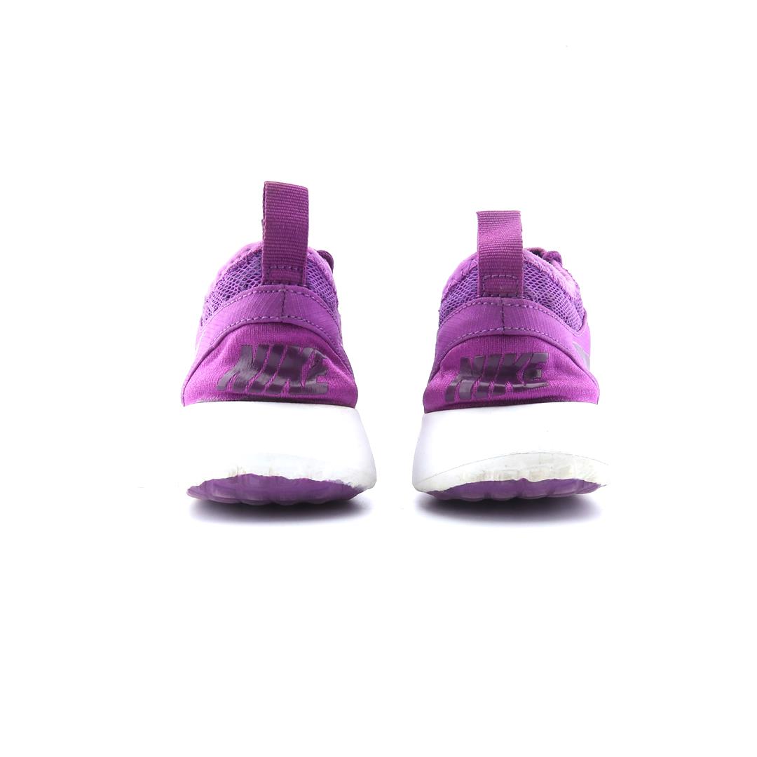 NIKE JUVENATE