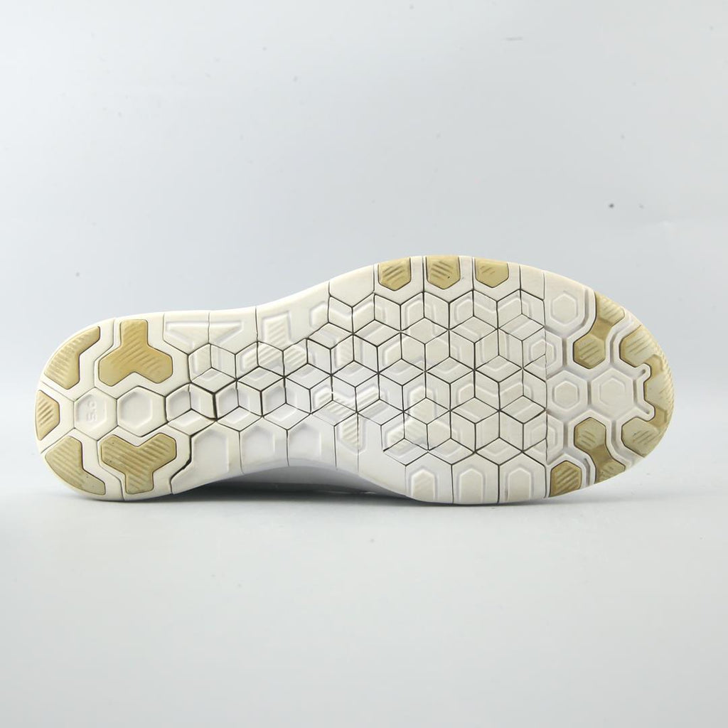 NIKE  FREE  TR FIT 5