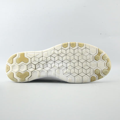 NIKE  FREE  TR FIT 5