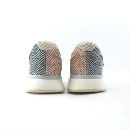 NIKE TANJUN
