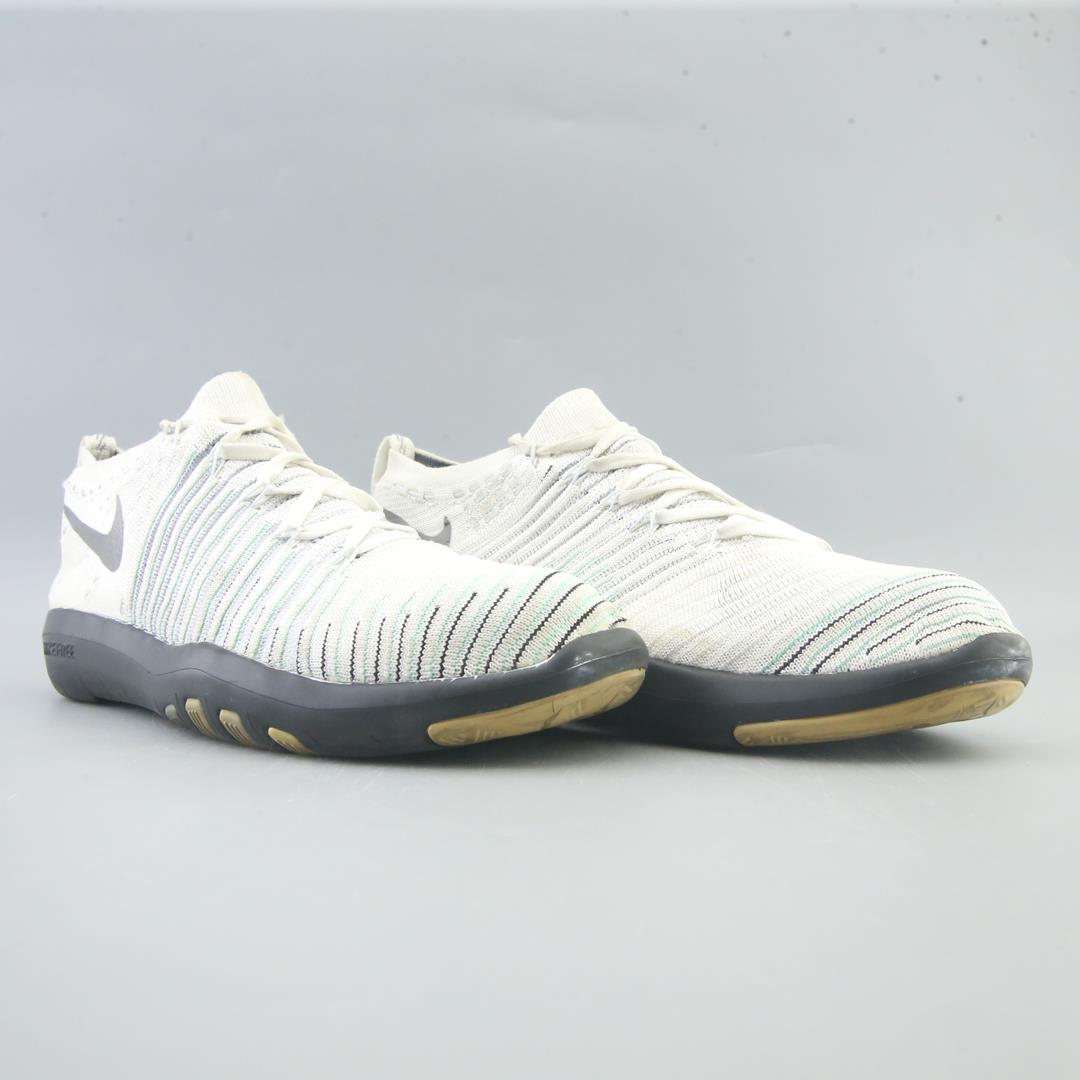 NIKE FREE TRANSFORM FLYKNIT