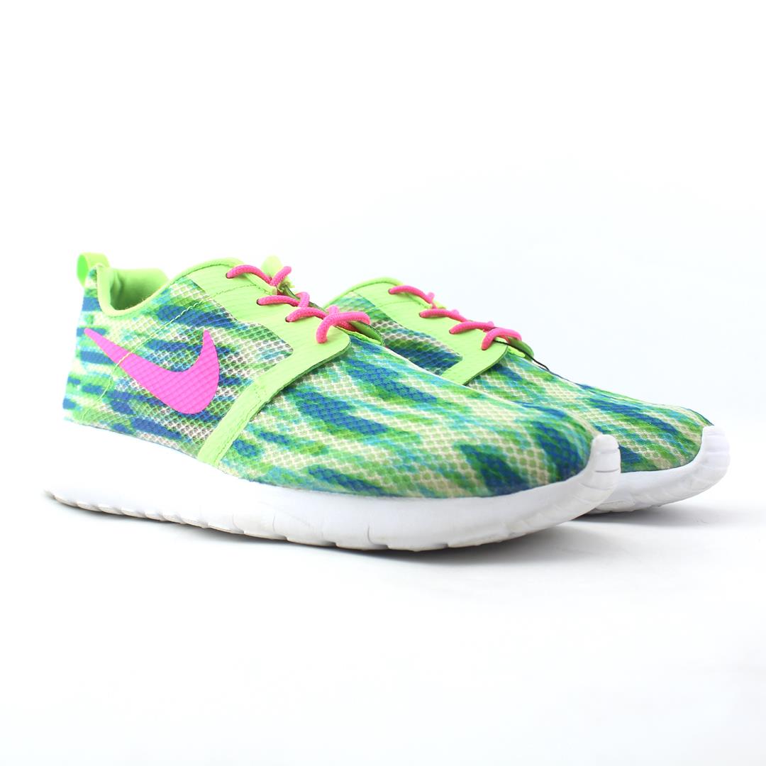 NIKE ROSHE RUN