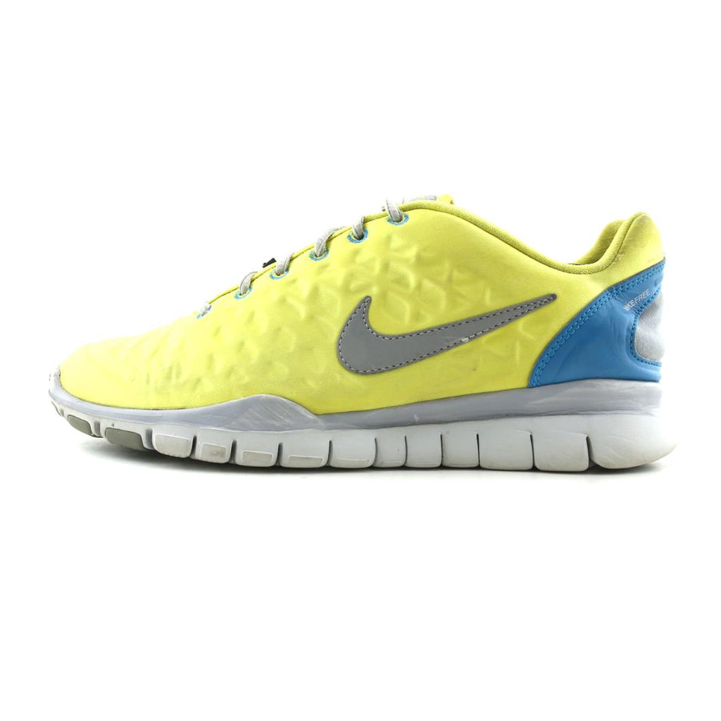 NIKE  FREE TR FIT