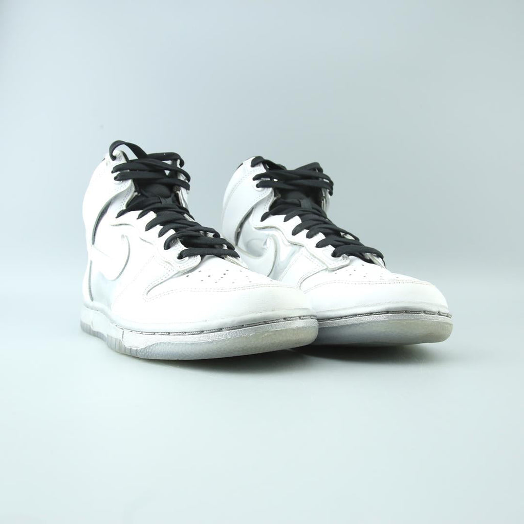 NIKE DUNK HIGH SE
