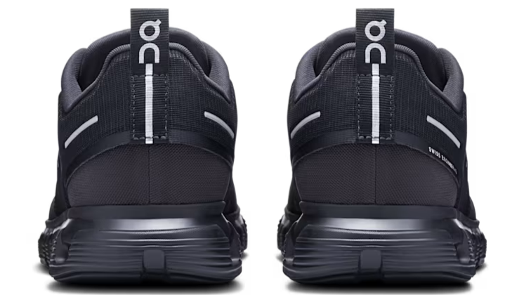 On Running Cloud 6 Waterproof All Black (Women's)