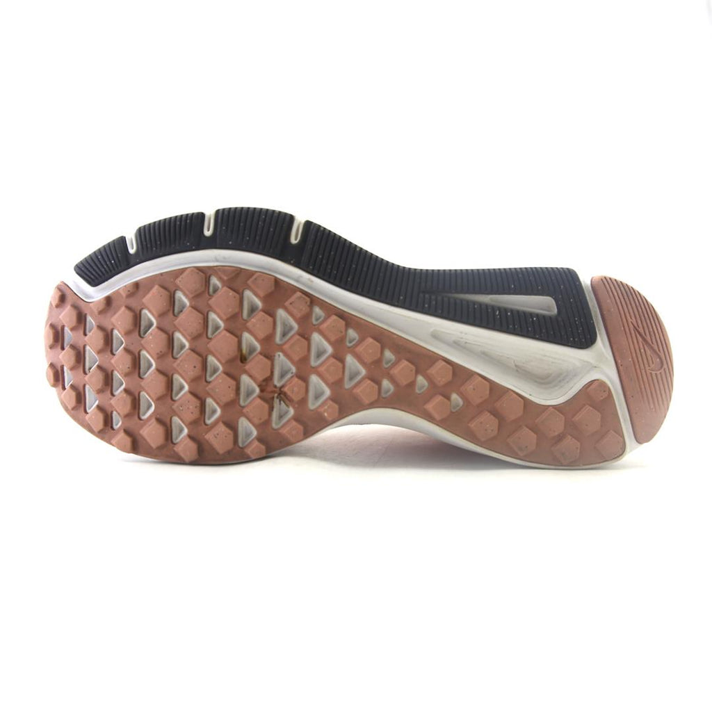 NIKE QUEST