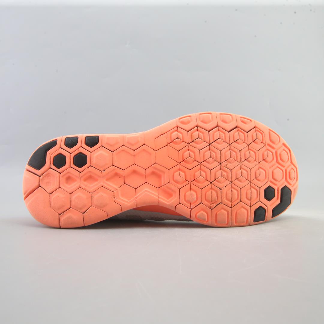 NIKE FREE 5.0