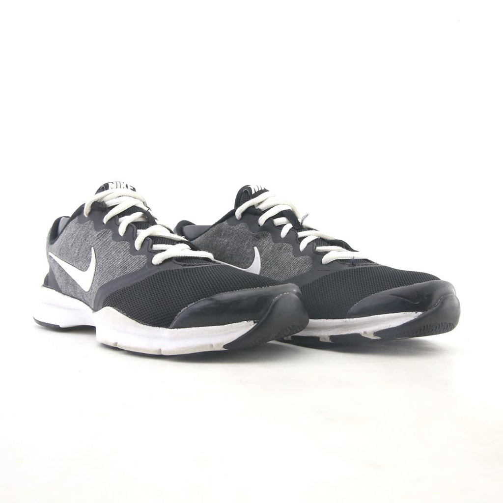 NIKE  IN-SEASON TR 4