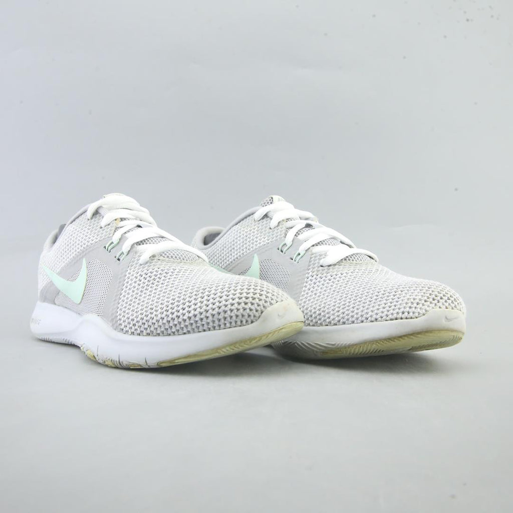 NIKE FLEX TR 8