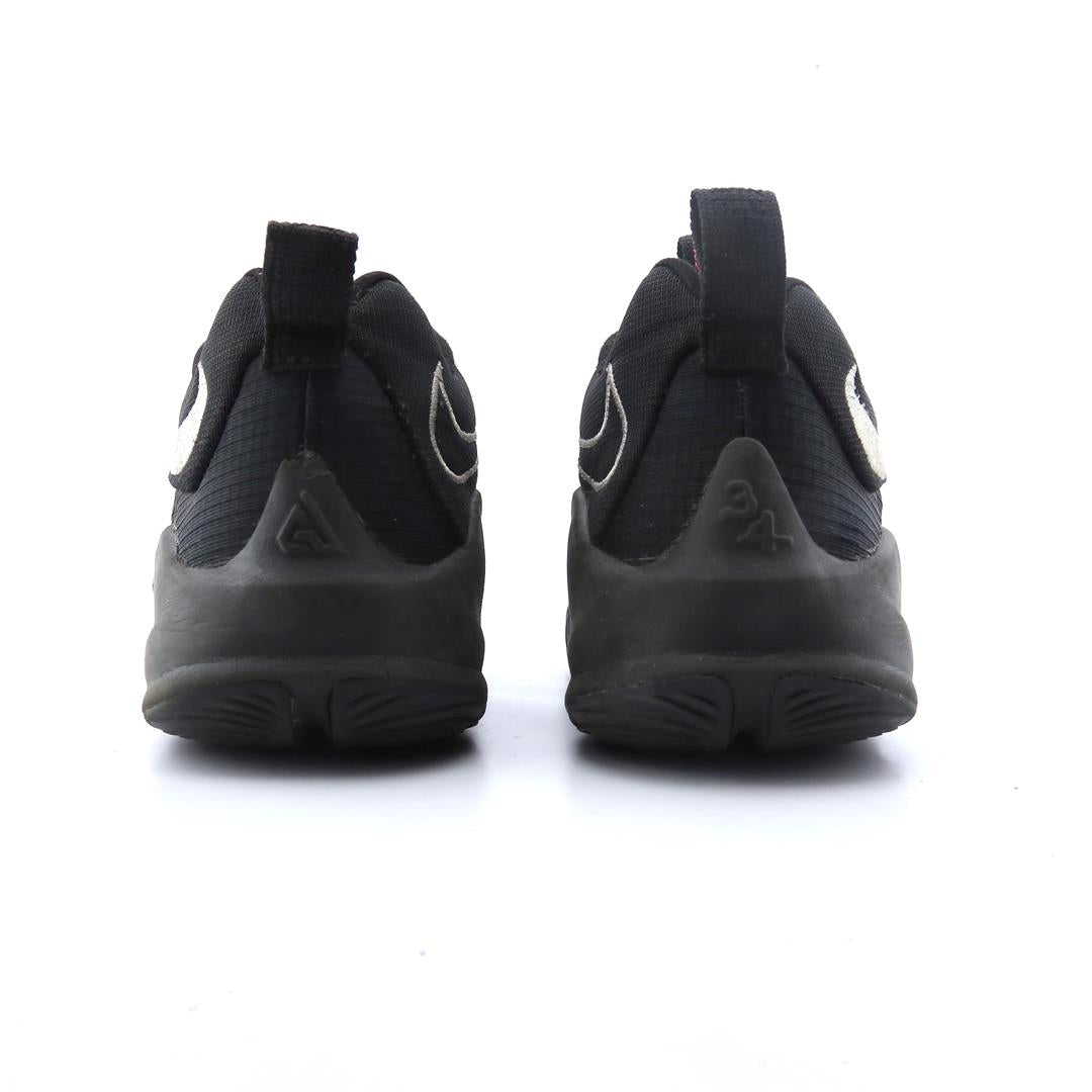 NIKE ZOOM FREAK 3